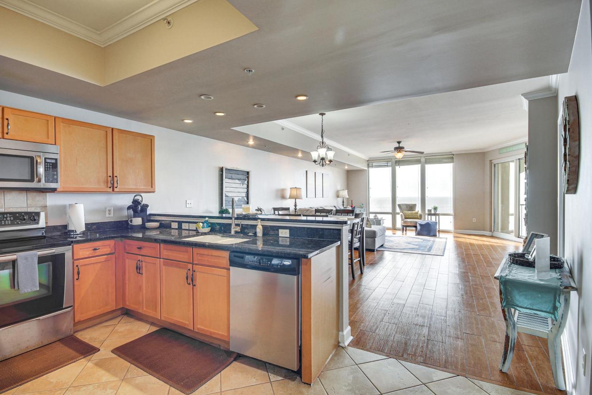 Sleek Gulfport Condo With Ocean Views And Pool Access! Zewnętrze zdjęcie
